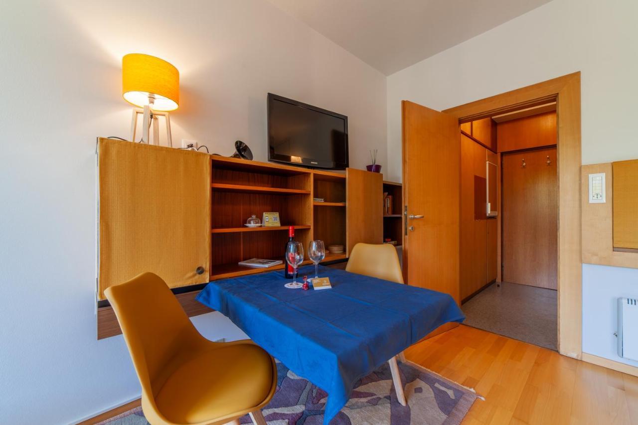 Appartamento Indaco Armonya Мерано Экстерьер фото